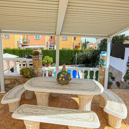 Fenoy - Only Families Villa *